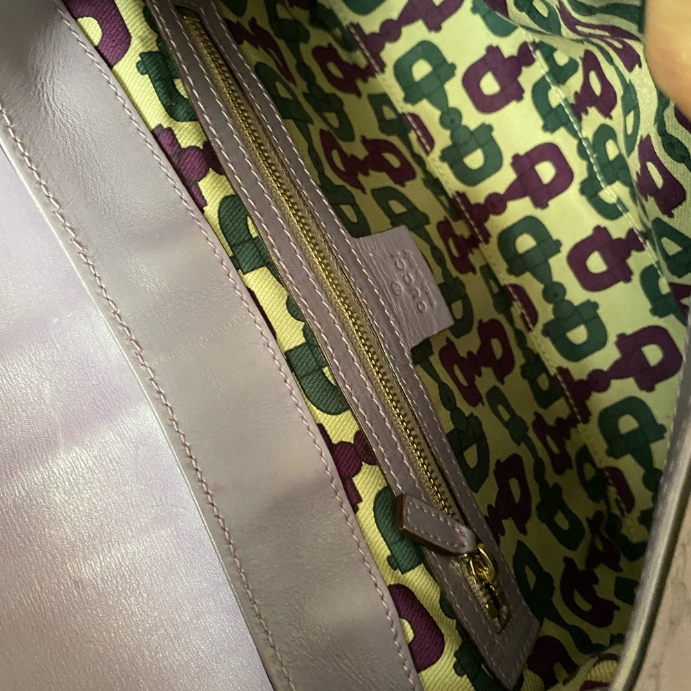 Gucci GG Embossed Guccissima Leather Treasure Bag Lavender Lock/Key Chain COA - Picture 12 of 15